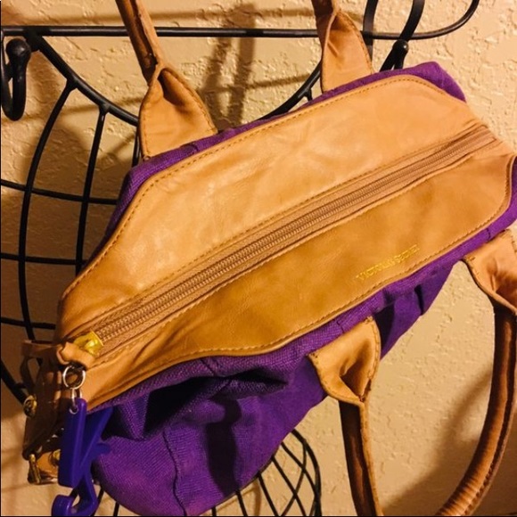 SOLD Victoria Secrets bag - Picture 2 of 4